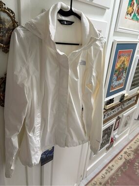 The North Face Women's White Hooded Rain Jacket
